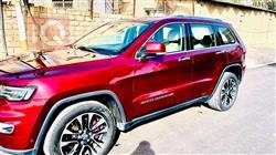 جیپ گراند شیرۆکی